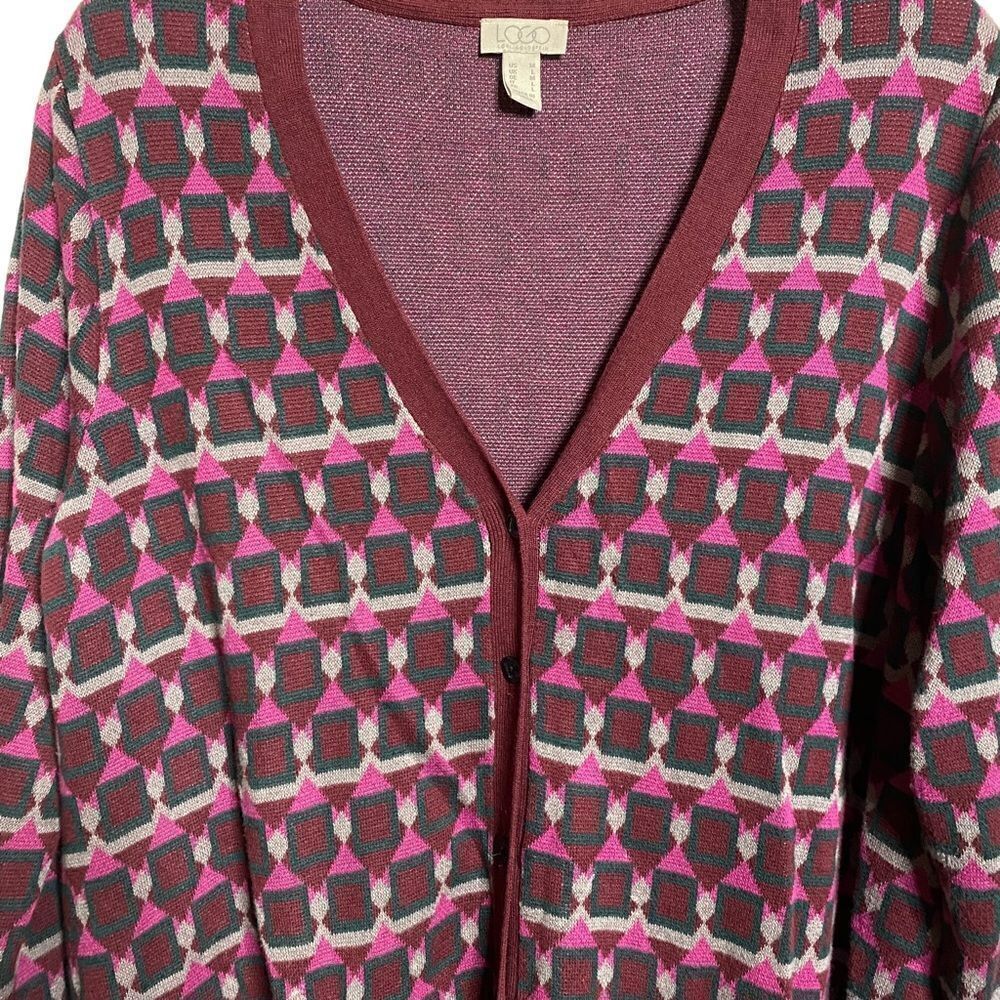 LOGO Geometric Long Cardigan Sweater - Picture 3 of 9